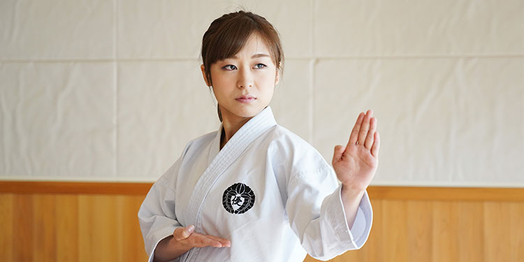 高木 綾乃